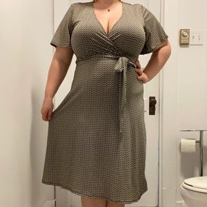 Jules & Leopold charcoal and tan patterned dress